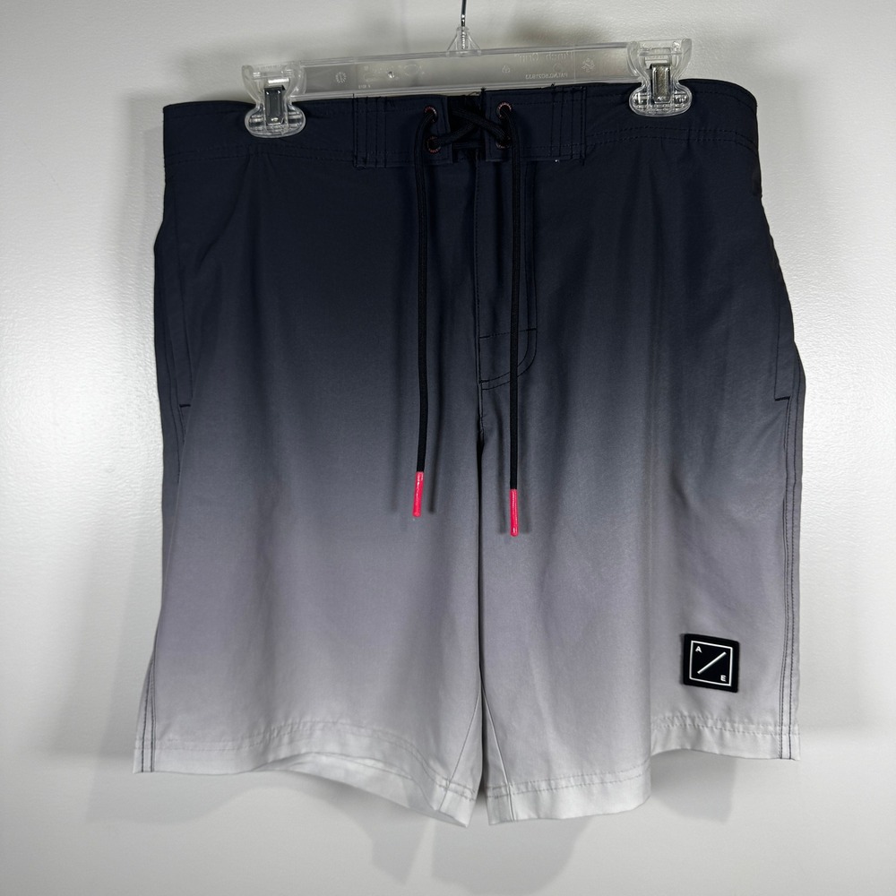 American Eagle Men's Black Ombre Gradient Board Shorts Swim Trunks M Beachy Y2K